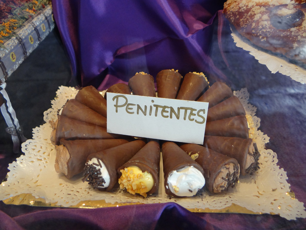 Penitentes Pastelería Paraninfo Alcalá de Henares (4)