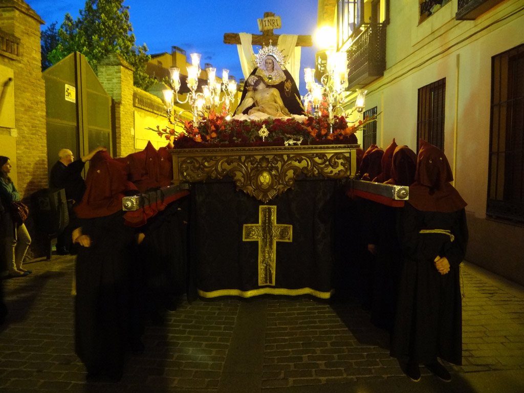 Procesión Lunes Santo Cristo de los desamparados  (98)