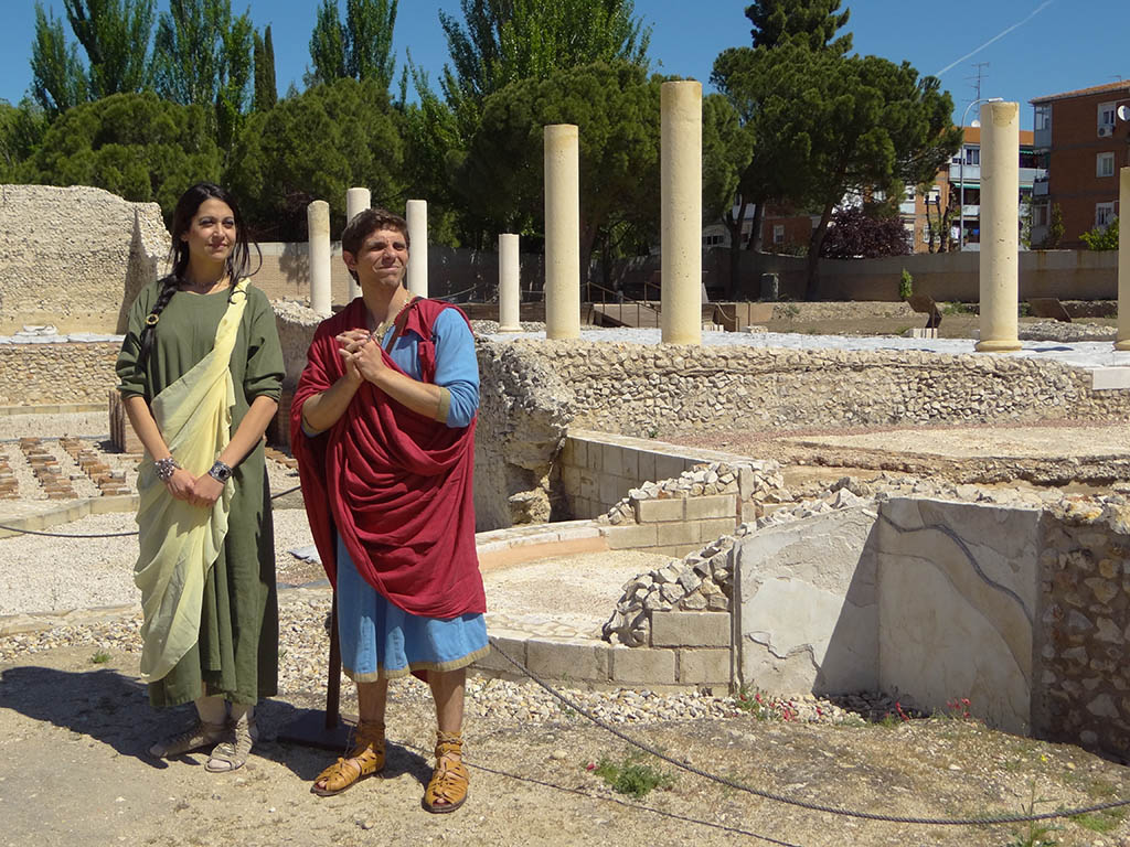 Visita teatralizada Complutum 2014 (49)