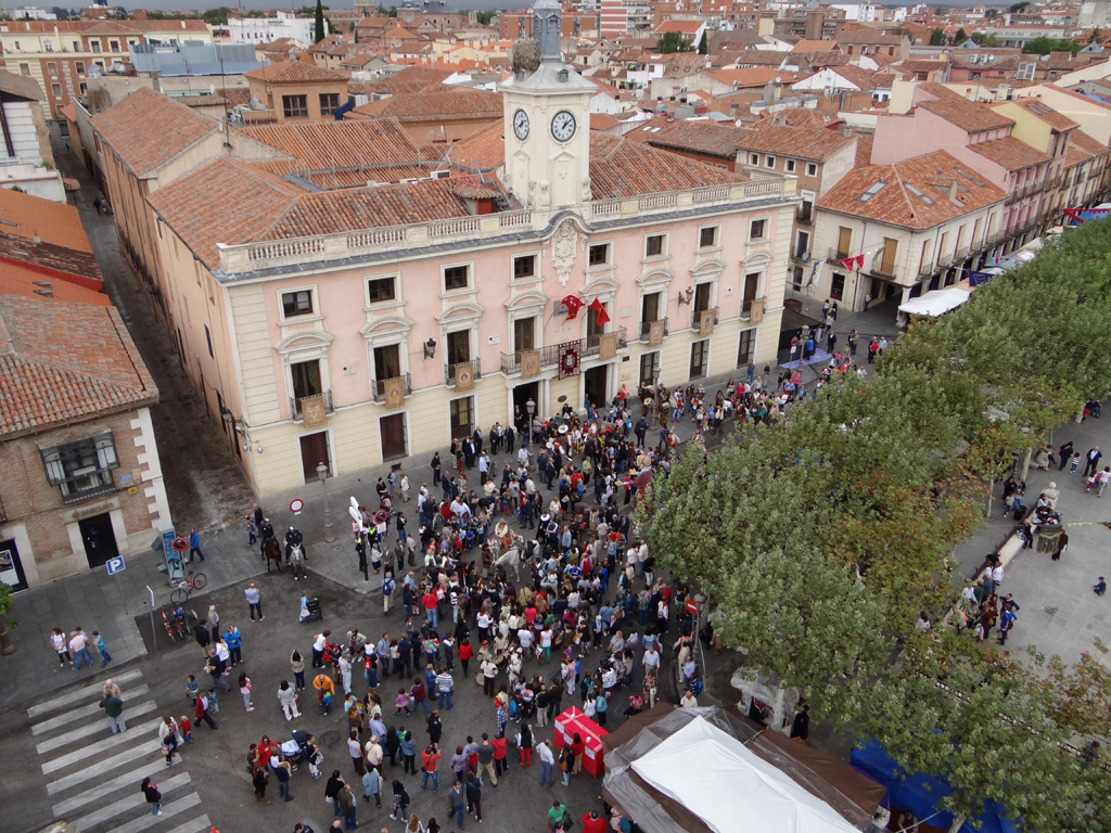 Mercado Medieval 2014 desde la Torre de Santa María (1)