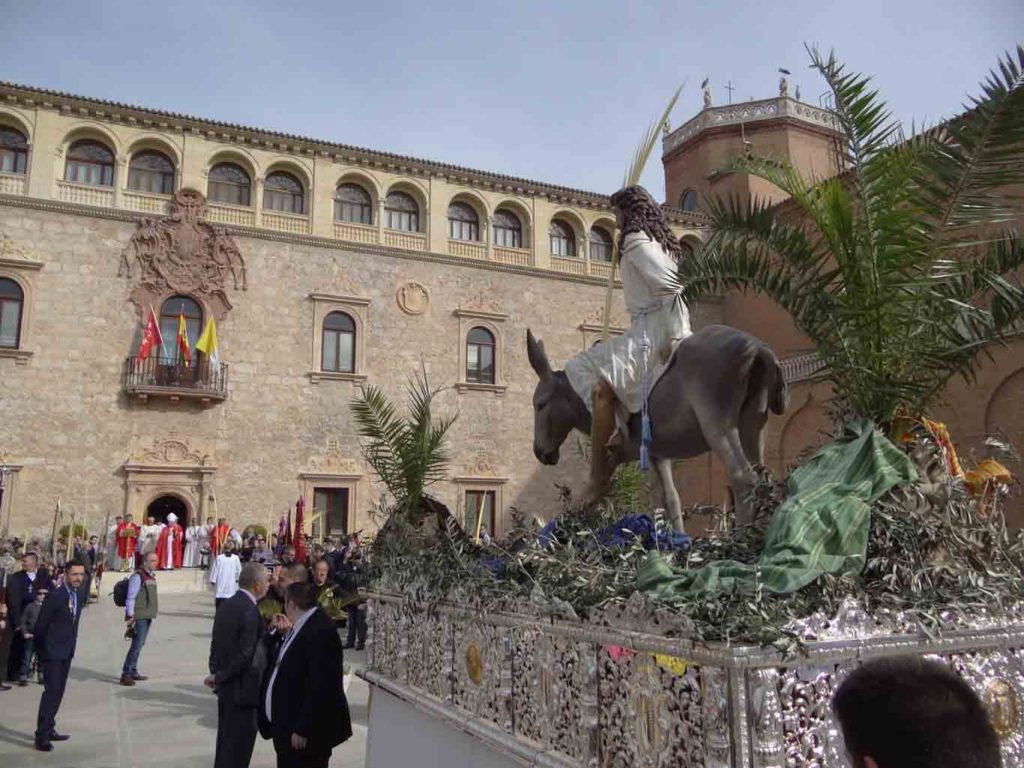 Lo mejor de la Semana Santa de Alcalá 2015 en 50 fotos