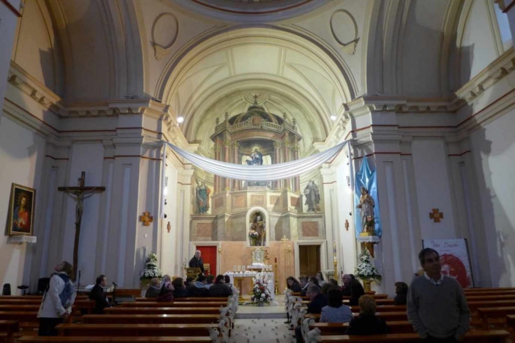 Ermita de San Isidro - interior (1)