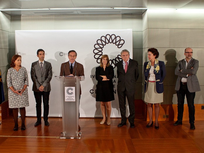 El proyecto Cervantes Infinito de Alcalá convence en Madrid