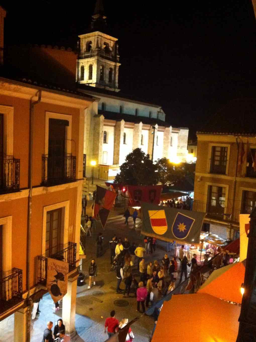 Mercado 2015 Desde el número 90 de la calle Mayor (1)