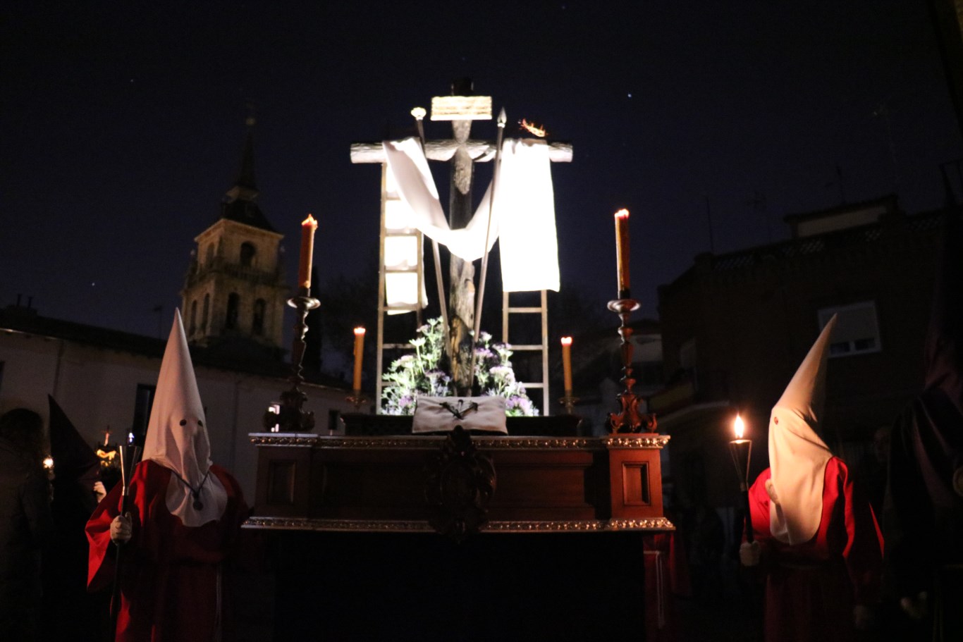 Viernes Santo 2016, Santo Entierro (343)