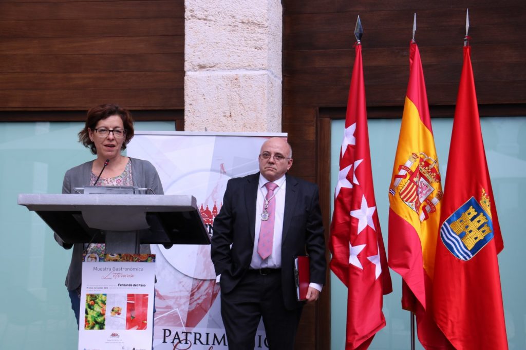 Presentación Muestra Gastronómica Literaria 2016 (82)