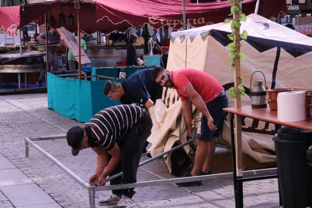 preparativos-mercado-cervantino-2016-11