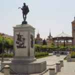 Plaza de Cervantes - Estatua de Cervantes