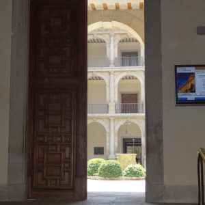 Universidad de Alcalá - Patio interior de San Ildefonso