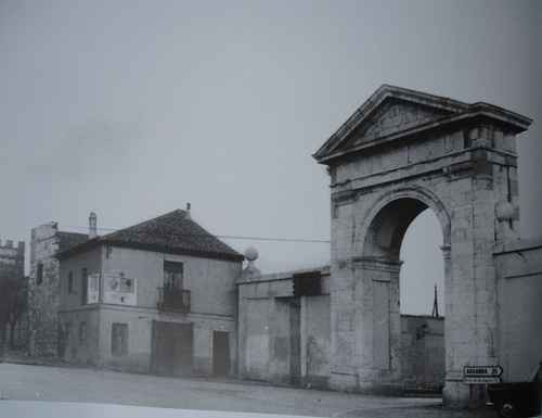 Puerta de Madrid