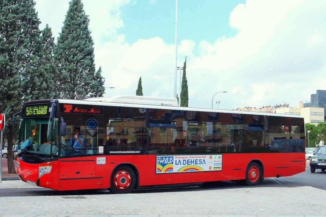 Autobús urbano Línea 5