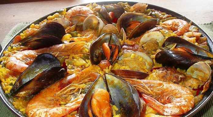 Paella mixta