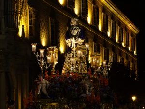 Resumen fotográfico del Viernes Santo