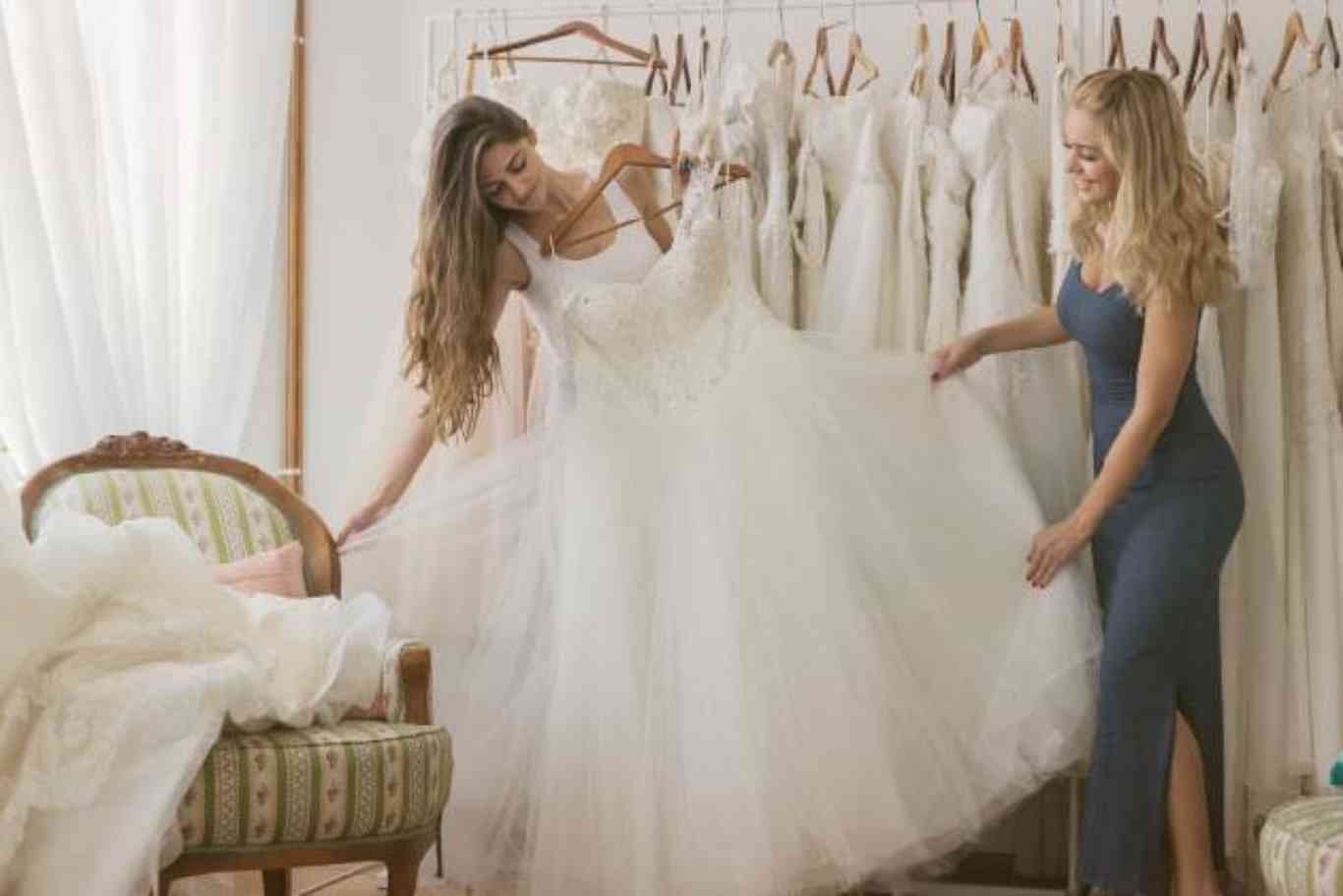 Vestidos de novia por internet: una tendencia low cost ideal - Dream Alcalá