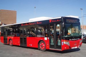 Todos los autobuses de la Línea 9 pasan ya por el barrio del Olivar