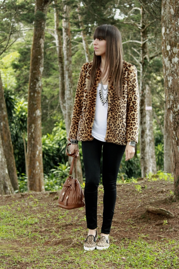 Con qué combina un abrigo de leopardo