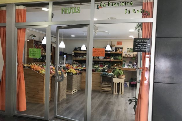 La esquinita de Rosi, fruta y verdura de la mejor calidad en el centro comercial El Val