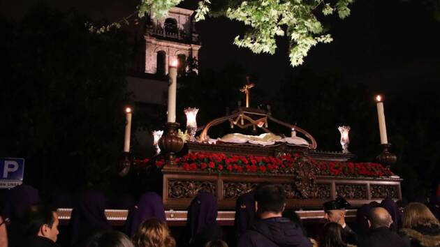 Resumen de la procesión del silencio o Santo Entierro 2019