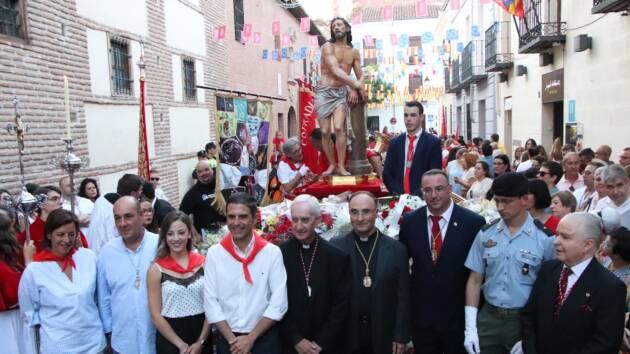 Ofrenda Floral al Santísimo Cristo de las Peñas de Alcalá