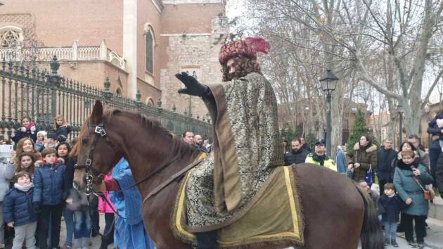 Los Reyes Magos de Oriente llegan a Alcalá de Henares y se alojan en el Palacio Arzobispal