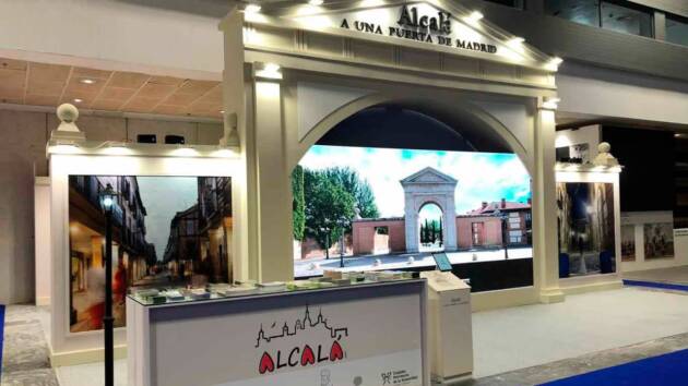 Alcalá, a una puerta de Madrid: así es el stand de Alcalá de Henares en FITUR 2021