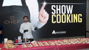 Plademunt vuelve a enamorar con su showcooking en FITUR 2024
