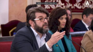Acosta (VOX) exige al PSOE y a Más Madrid que dejen de bloquear la gestión de la ciudad deportiva municipal