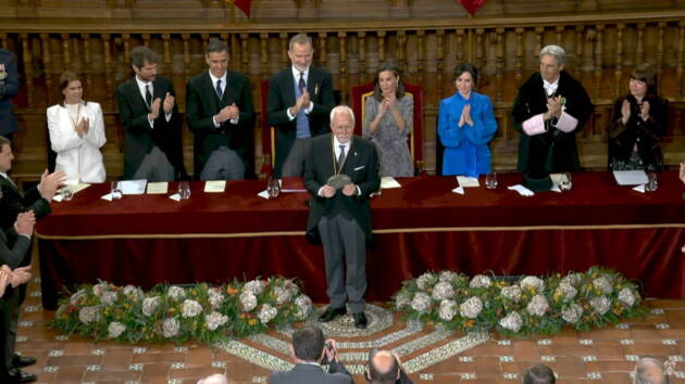 En vídeo: Entrega del Premio Cervantes 203 al escritor español, Luis Mateo Díaz