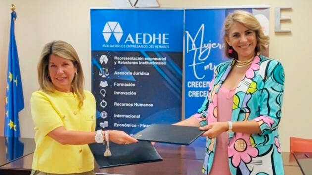 Convenio para impulsar el liderazgo femenino y el emprendimiento en el Corredor