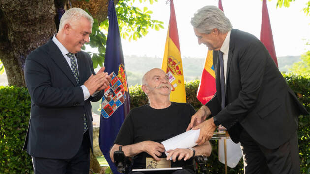 Martín Caparrós recoge Premio de Periodismo ‘Cátedra Manu Leguineche’ de la UAH