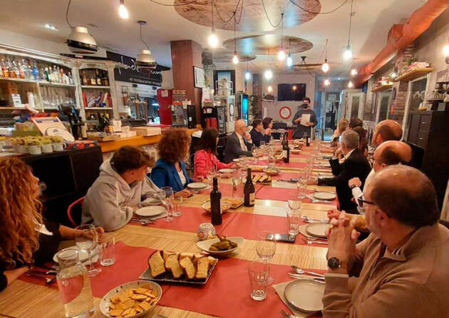 Plademunt celebra su última cena maridaje del verano con vinos blancos y recetas frescas y sorprendentes