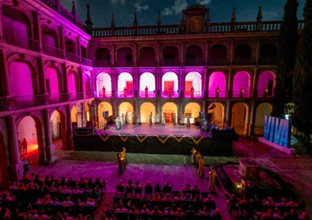 Miles de personas diafrutan de la octava edición de La Noche del Patrimonio