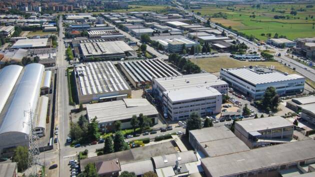 La región impulsa un distrito industrial en el Corredor del Henares para potenciar la logística, la aeronáutica, el transporte y la defensa