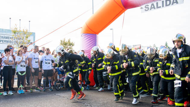 Multitudinaria participación en la Carrera Memorial de los Bomberos de Alcalá de Henares