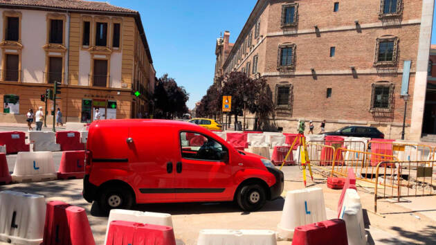 Todas las restricciones al tráfico y estacionamiento por obras en Alcalá de Henares