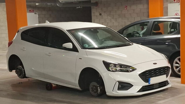 Los vecinos de Espartales denuncian un nuevo fin de semana de robos en su barrio