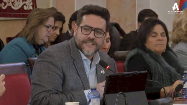 Santiago Alonso acusa al PSOE de “hipocresía e incoherencia moral” en su moción de igualdad