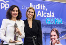 Díaz Ayuso y Judith Piquet celebran la cena de Navidad del PP de Alcalá de Henares