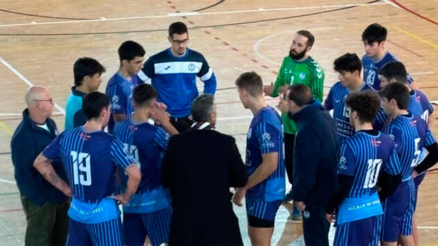 El CD Iplacea de Balonmano cae por la mínima en casa de Corazonistas