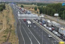 Un accidente provoca más de tres kilómetros de retenciones en la A-2 a la altura de Alcalá