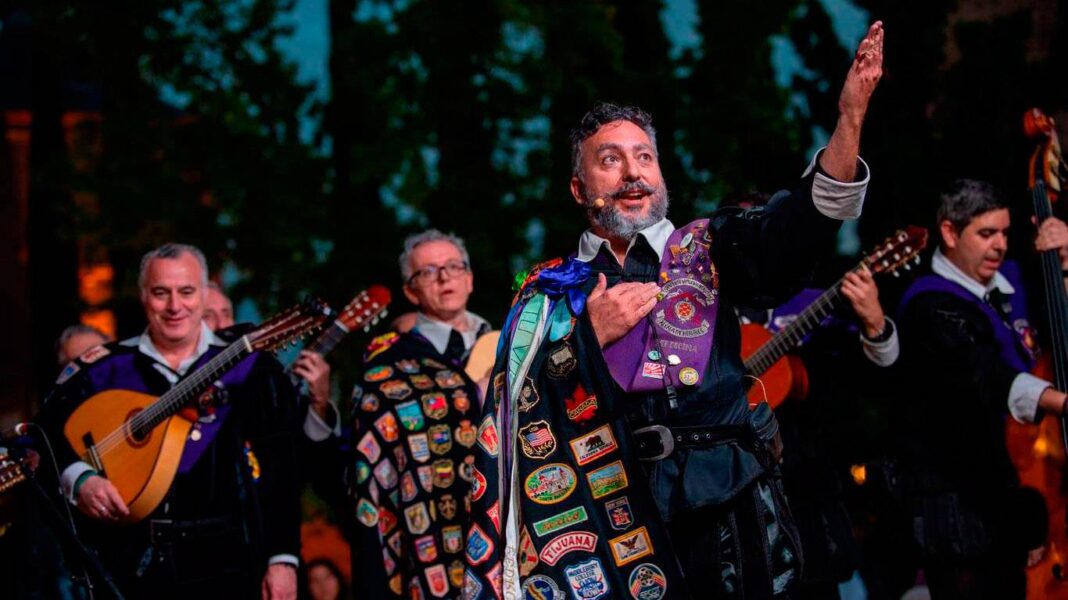 La Tuna de Alcalá anticipa su 50 aniversario con 'Noche de Ronda y Zarzuela' - imagen 1