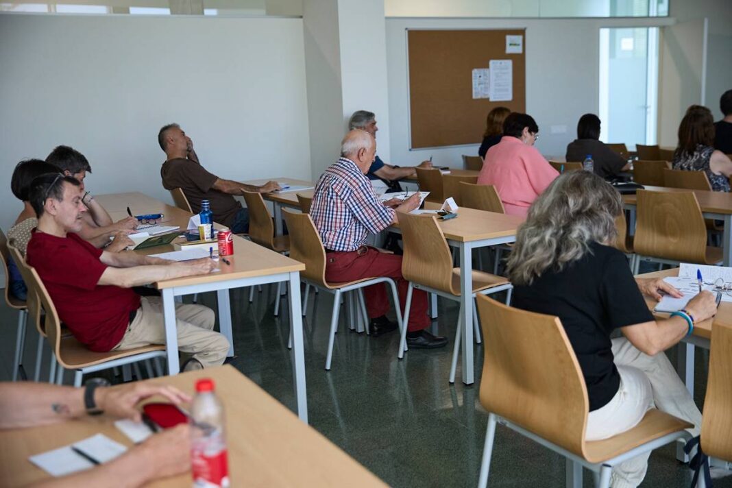La Universidad de Mayores de la UAH abre ocho cursos monográficos en Alcalá y Torrejón - imagen 1