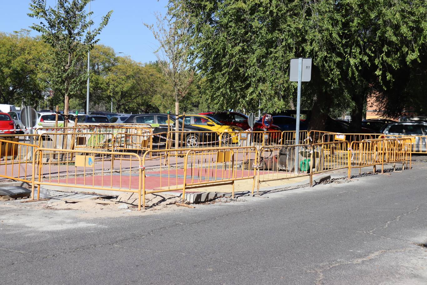 Avanzan las obras de ampliación del aparcamiento de Jiménez de Quesada en Alcalá