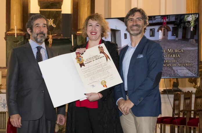 La enfermería del Hospital Príncipe de Asturias recibe el I Premio María de Murga - imagen 1