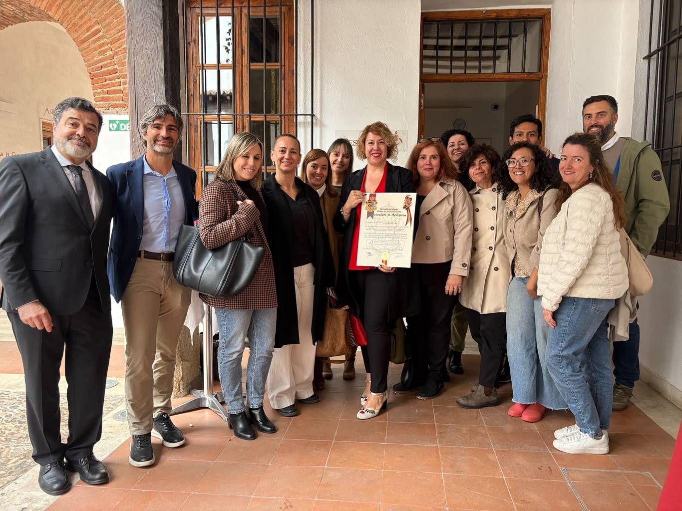La enfermería del Hospital Príncipe de Asturias recibe el I Premio María de Murga